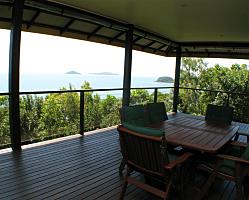 Dining to Verandah