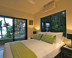 Queen Bedroom