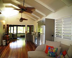Lounge to Kitchen