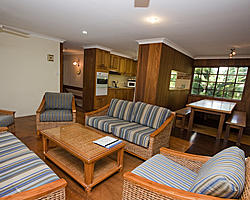 Lounge to Kitchen