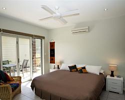 King Bedroom Downstairs