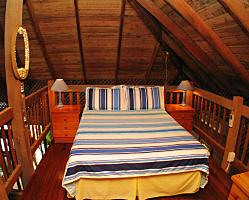 Queen in Loft