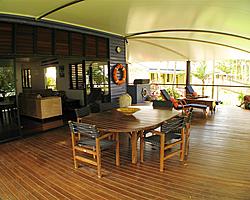 Verandah to Interior