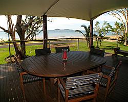 Dining to View