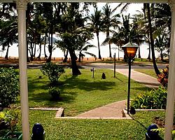 Front Garden to Beach