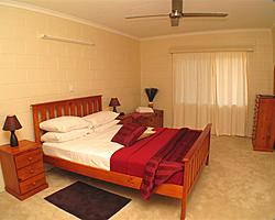 Queen Bedroom