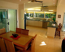 Dining & Kitchen