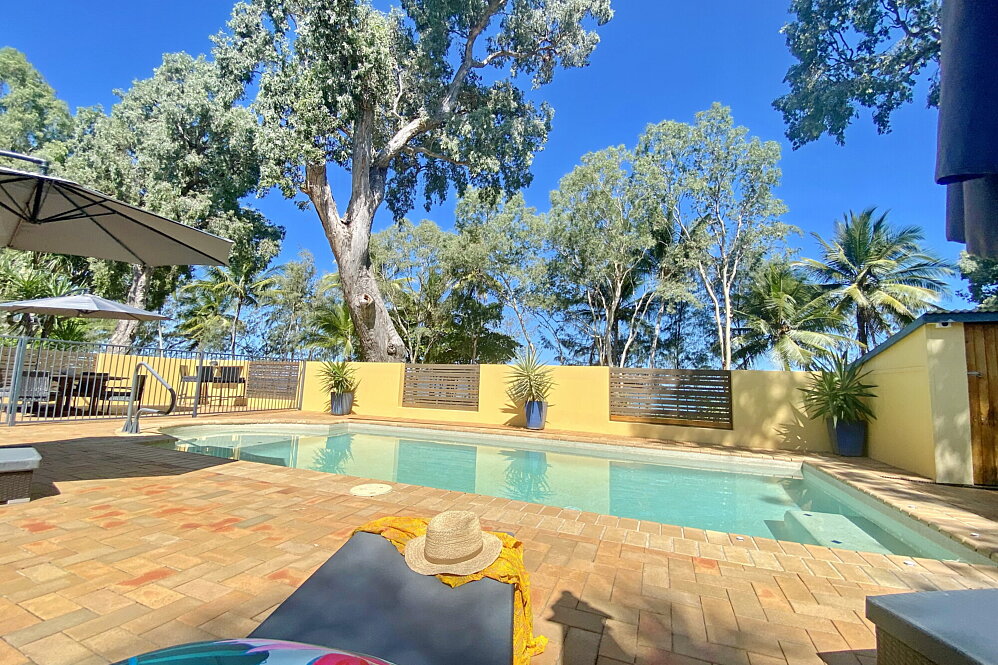 Mission Beach Budget Holiday • Latitude 17 Suite 2